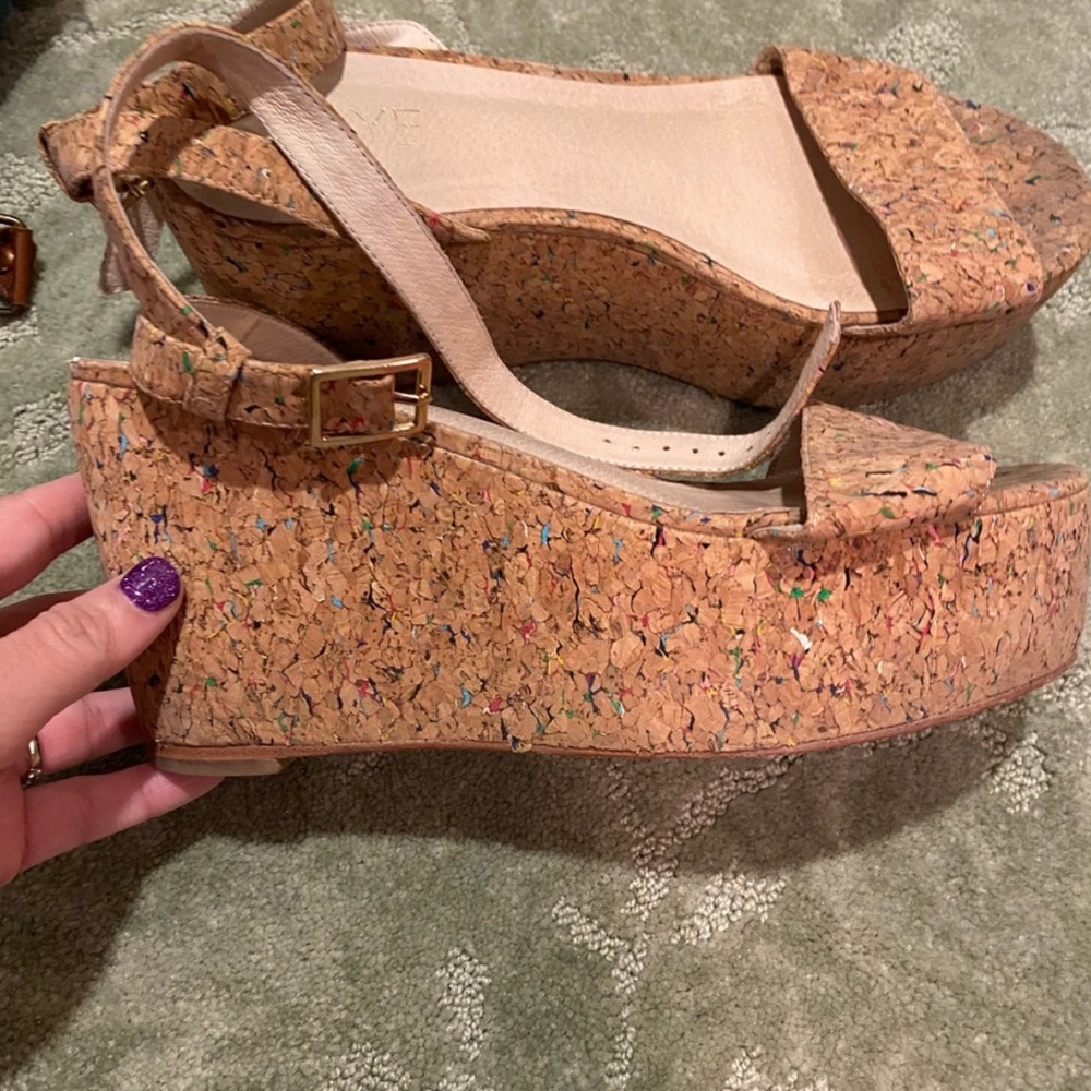 RAYE wedges